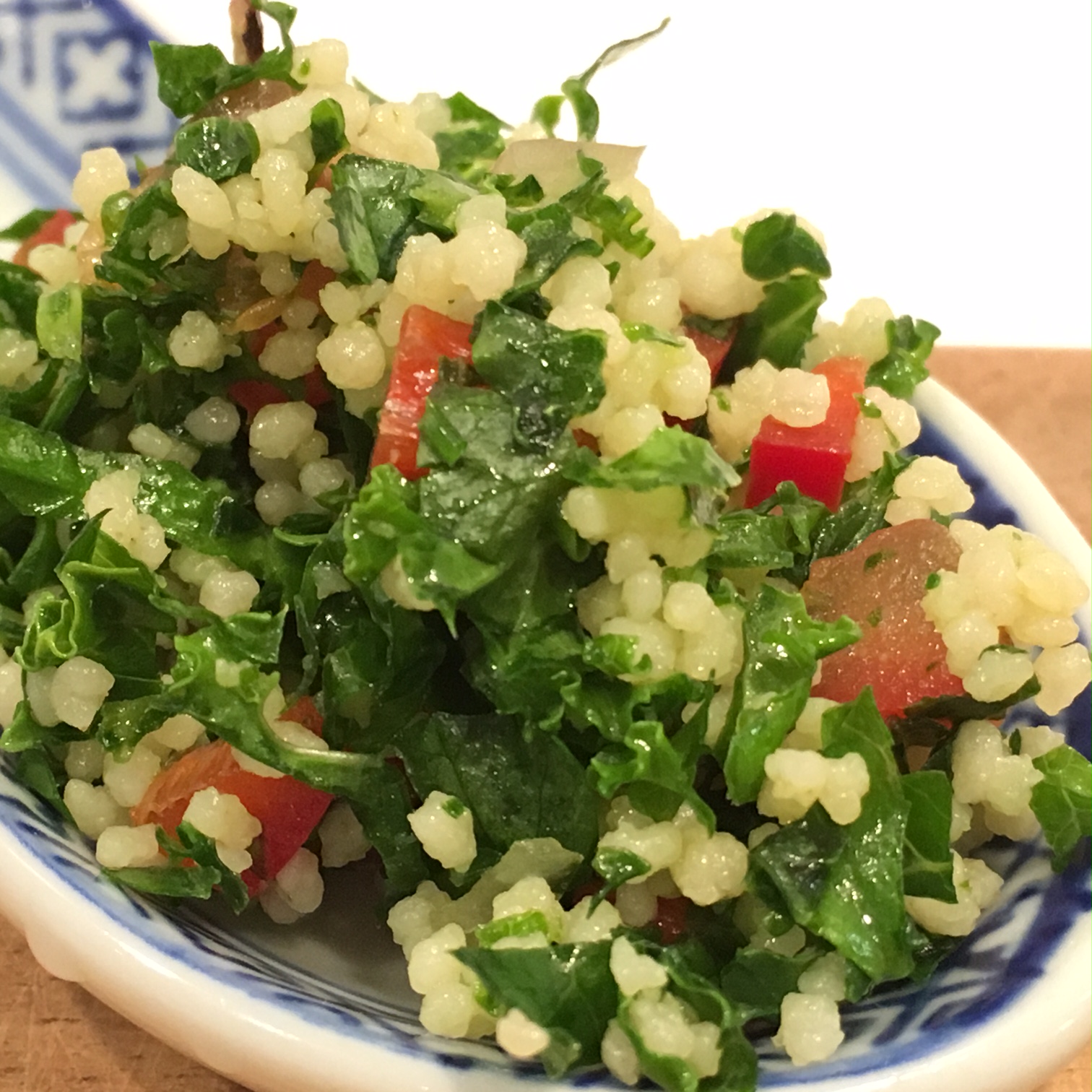 Tabouleh salat med grønkål
