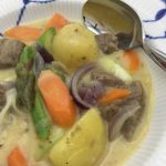 kalvefrikasse med kartofler