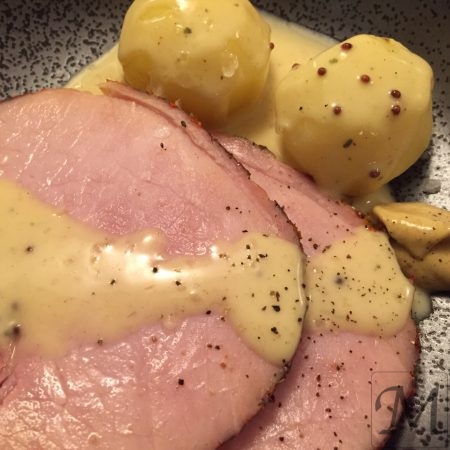 Juleskinke med sennepssauce