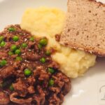 Millionbøf med kartoffelmos